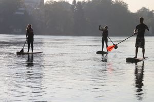 SUP-Schule (Stand-Up-Paddling)