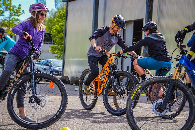 Women`s only E-Bike-Kurse-Thun-Bern-Bikeguide-Thomas-Toedtli