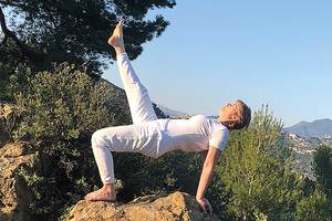 Montag 08.00 - 09.00 Hatha Yoga