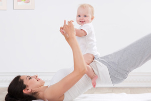 Mama und Baby Yoga Ausbildung Hybrid 15.-16.6.2024